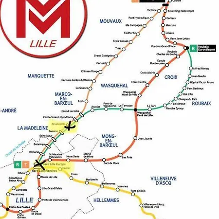 Vila Maison Entiere Proche Tram 170 M2 Jardin Parking