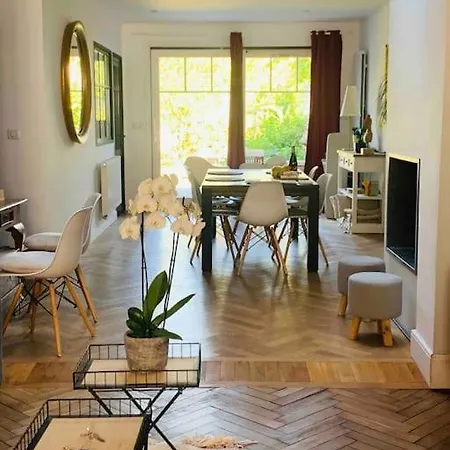 Maison Entiere Proche Tram 170 M2 Jardin Parking * Marcq-en-Baroeul